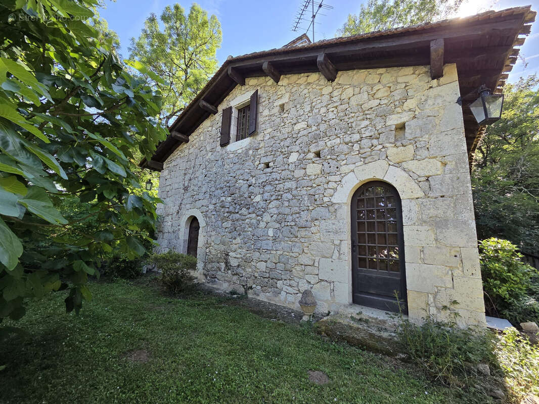 Superbe maison de Maître avec ses dépendances au coeur de la nature du Lot et Garonne - photo 28