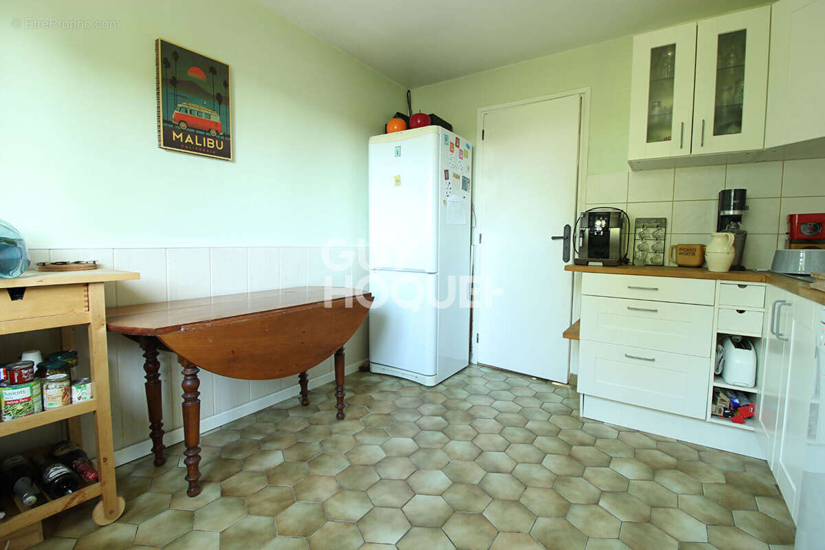 Maison à VERNEUIL-L'ETANG