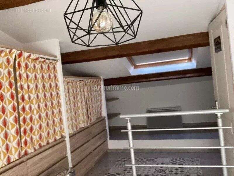 Appartement à SALERNES