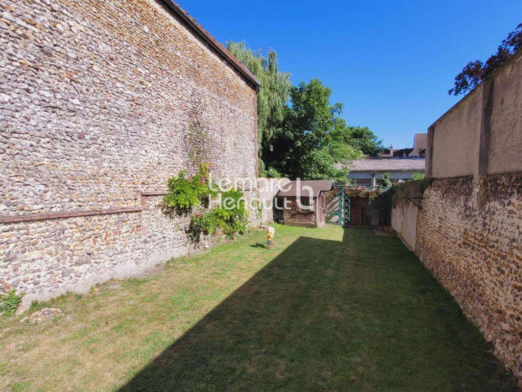 Belle maison de ville 4 chambres avec jardin et garage - photo 12