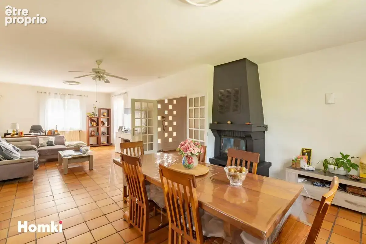 Maison/Villa T5 de 211 m² à Bruguières 31150 - photo 3