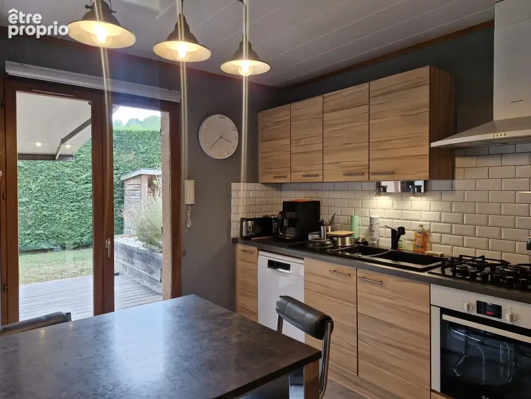 Maison 168 m² à Rumilly  - photo 3