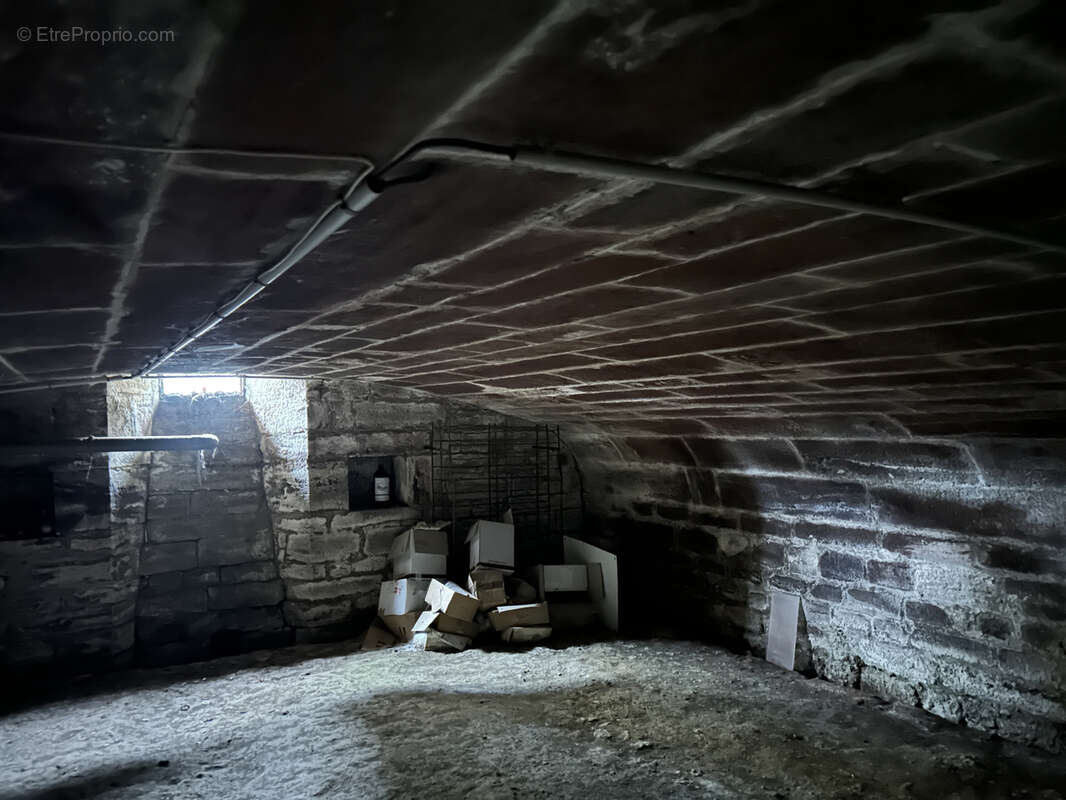 Maison à FRESNAY-SUR-SARTHE