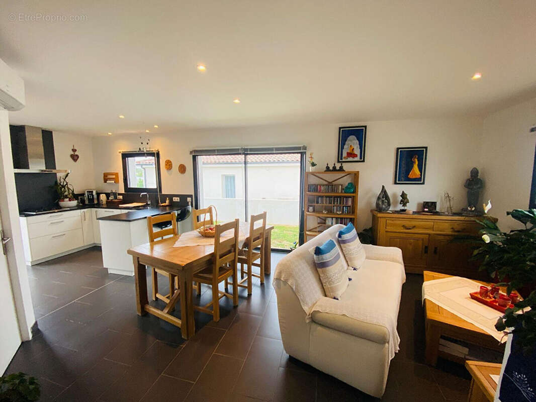 Maison plain-pied 80 m² - photo 2