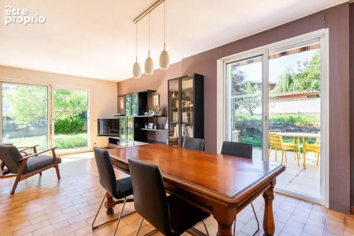 Photo Maison à Meyzieu au prix de 395 000€