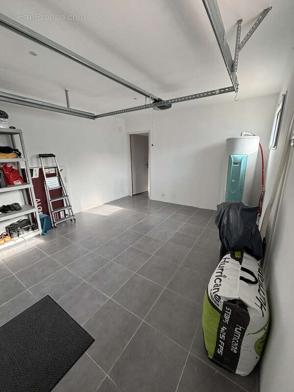 Maison à CAUX-ET-SAUZENS