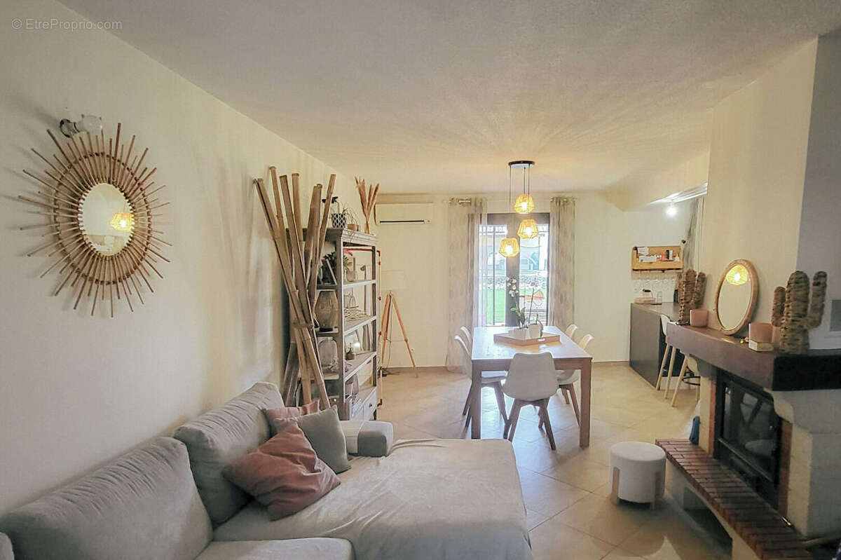 CARCASSONNE - PALAJA Villa T4 166m² (90m² hab.)  avec jardin, piscine, sous-sol, et garage - photo 4