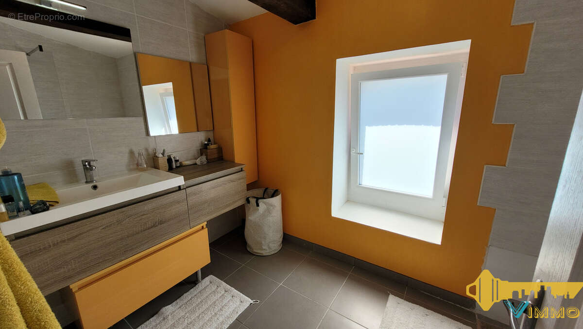 Maison à LA LIMOUZINIERE