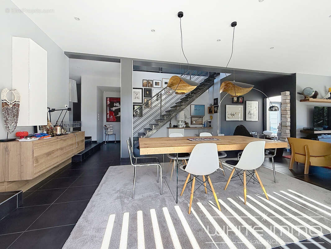 Maison à FRANCHEVILLE