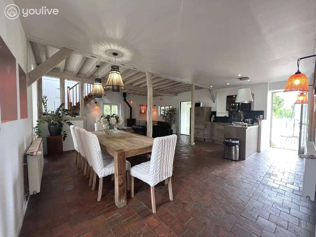 Maison de charme et confort d'une piscine intérieure - photo 21