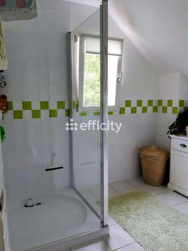 Maison à ASPRES-LES-CORPS