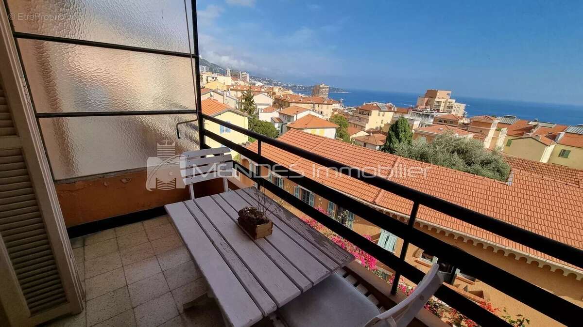 Appartement à BEAUSOLEIL