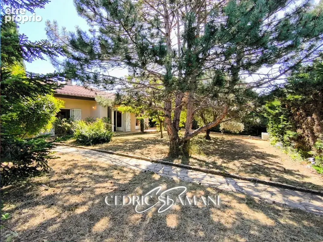Exclusivitee maison 170 m2, 4 chambres, 1 cuisine, 1 double sejour, 1 buandrie, 2 wc, 1 garage, terrasse, jardin - photo 10