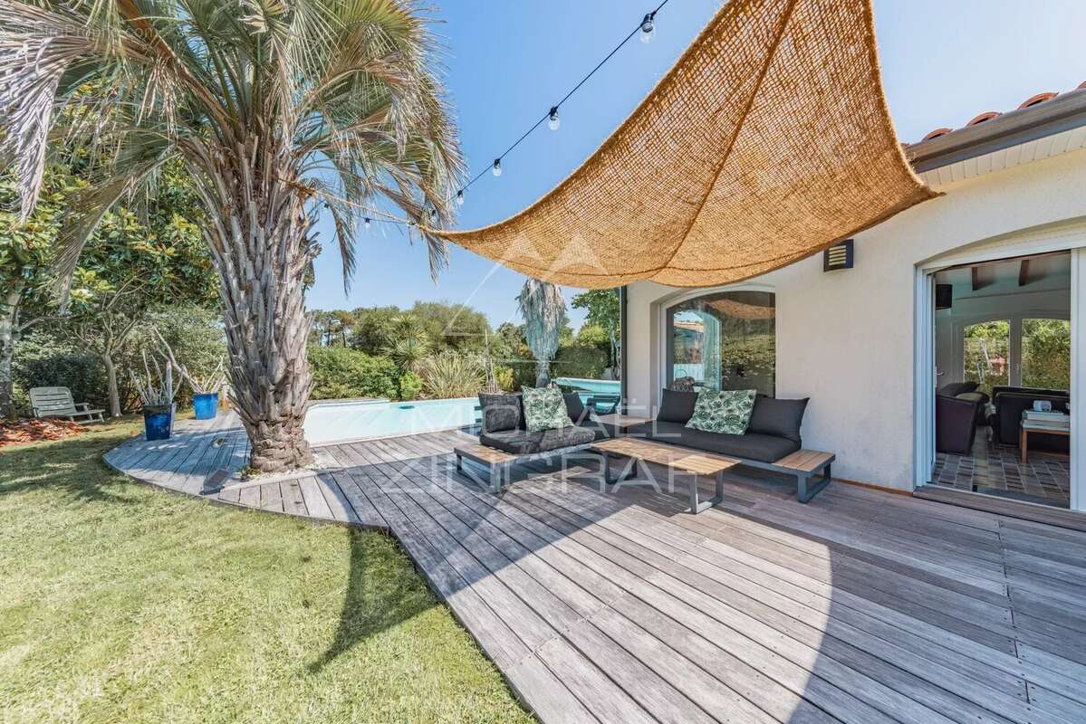 Villa contemporaine de 5 chambres - photo 20