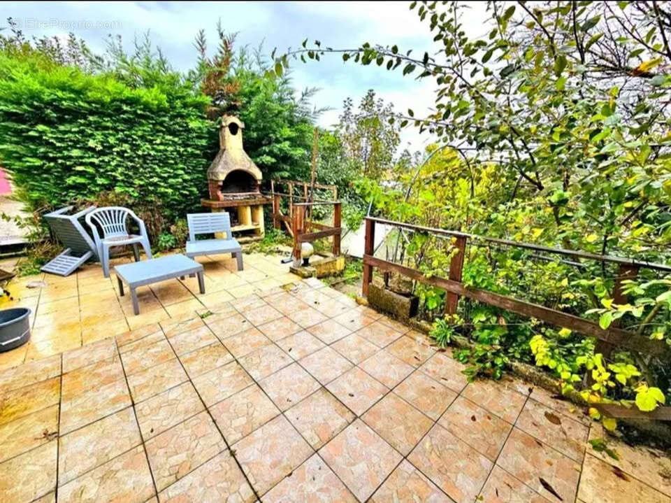 Maison à JOUDREVILLE