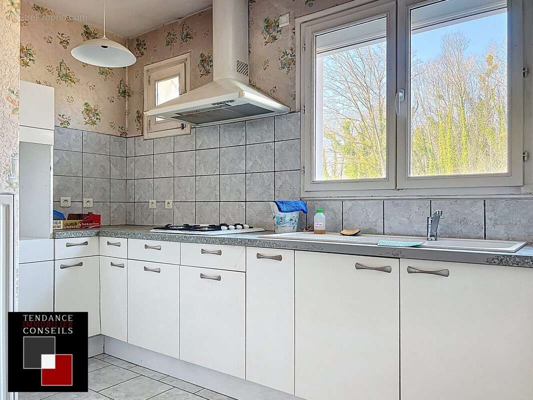 Maison à SAINT-GEORGES-DE-RENEINS