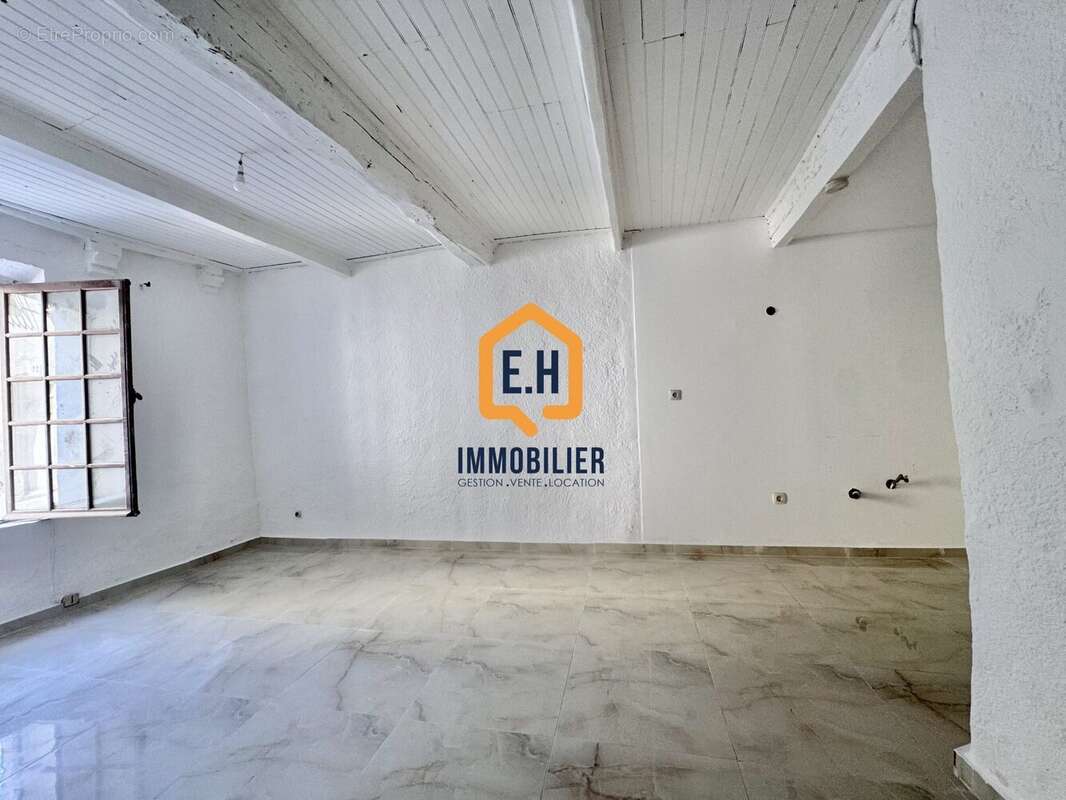 Appartement 22 m² à La Seyne-Sur-Mer  - photo 4