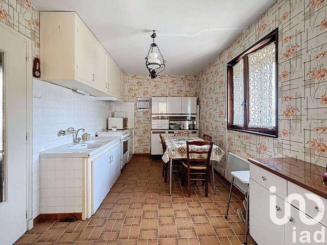 Maison 103 m² à Riols  - photo 7