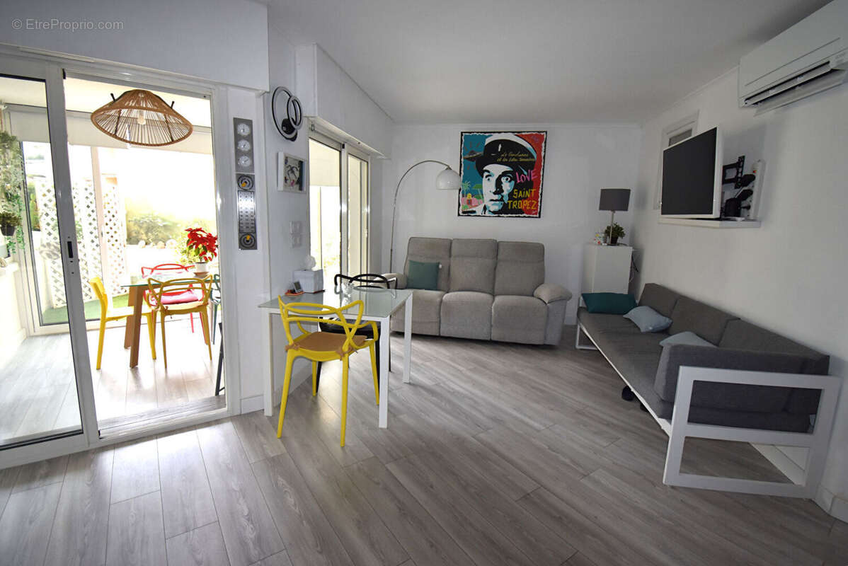 Appartement à SAINT-RAPHAEL