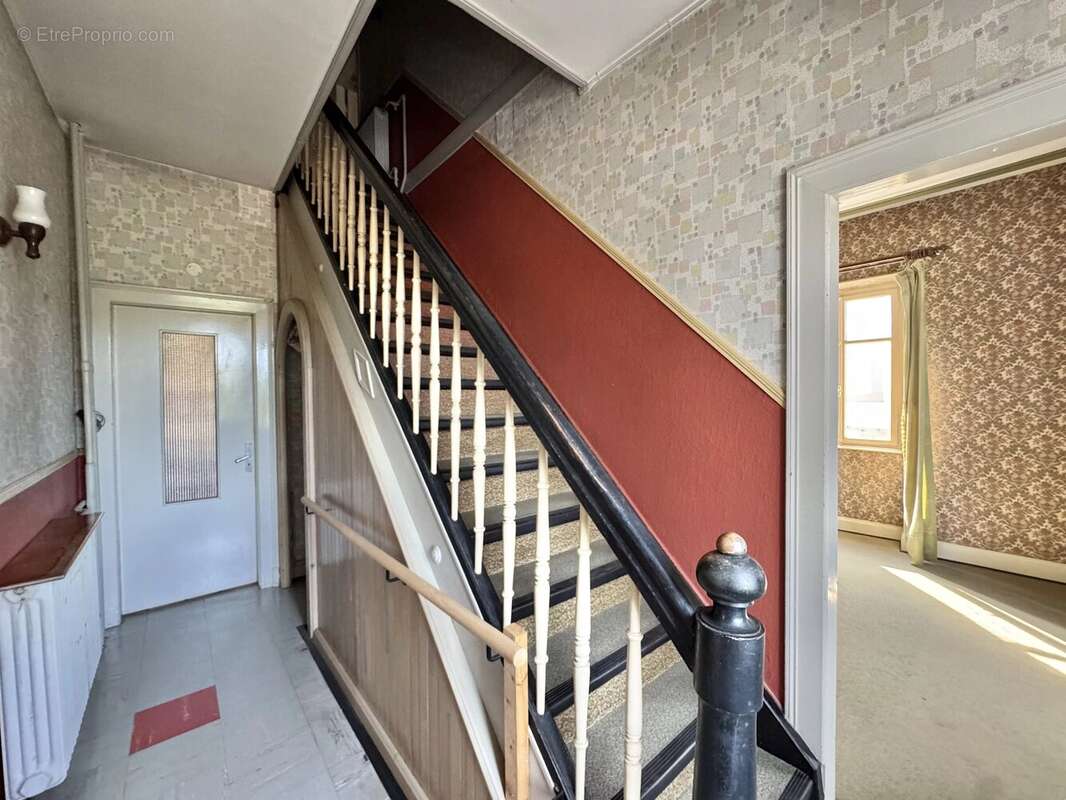 ROPPENTZWILLER - Maison avec dépendance à rénover - photo 3