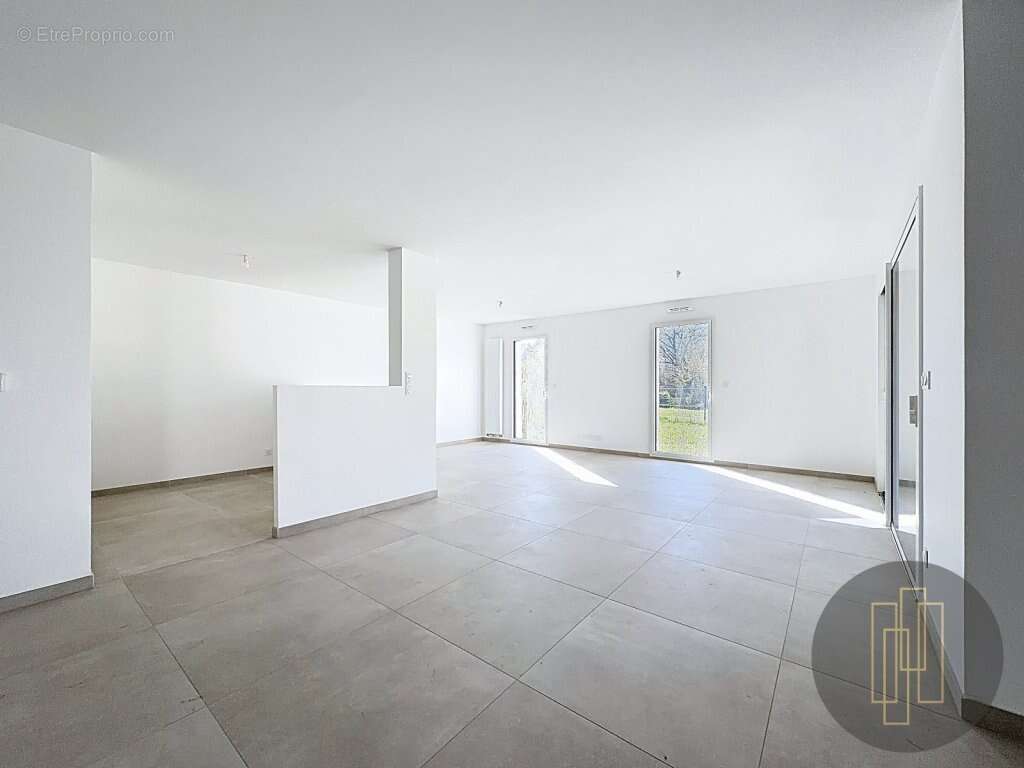 Appartement à ARNAS