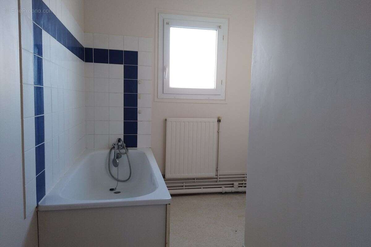 Appartement à MARIGNY-LE-CHATEL