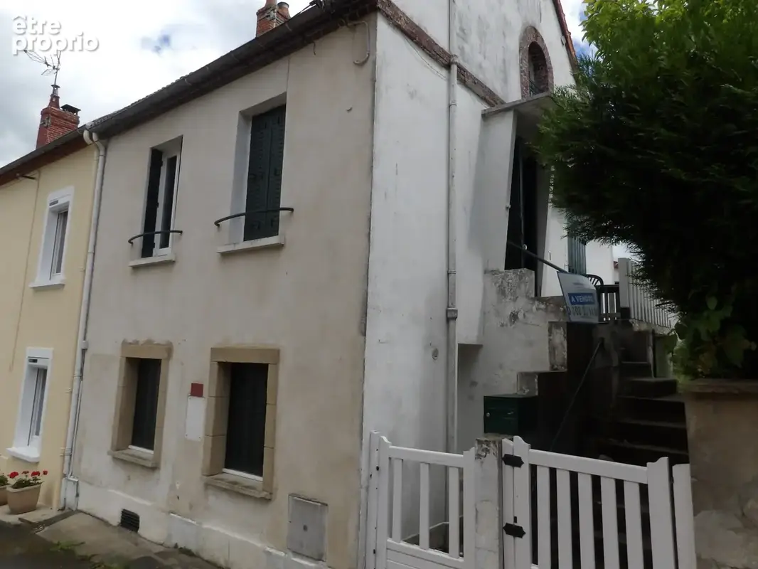 Maison à NERIS-LES-BAINS