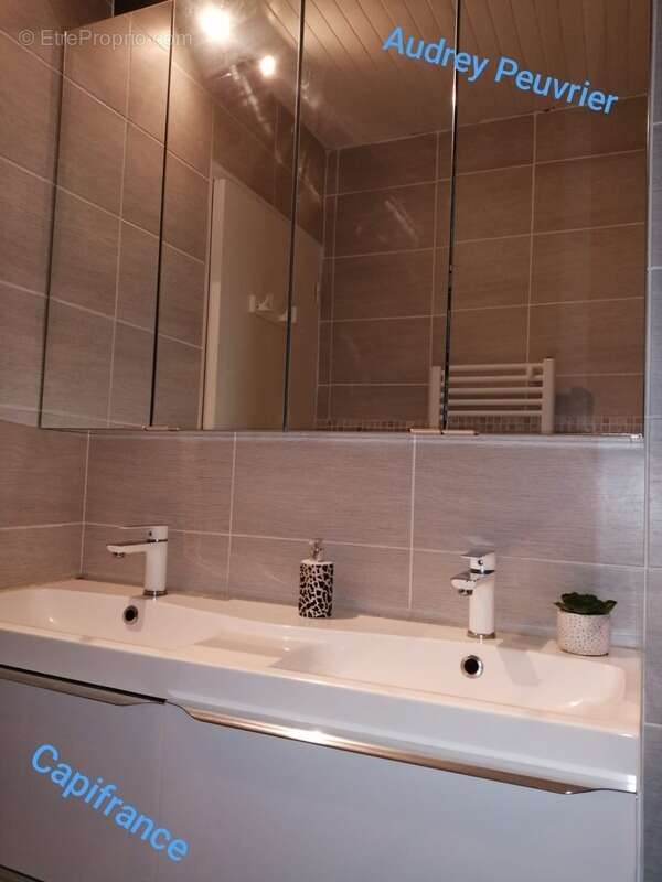 Maison à BEVILLE-LE-COMTE