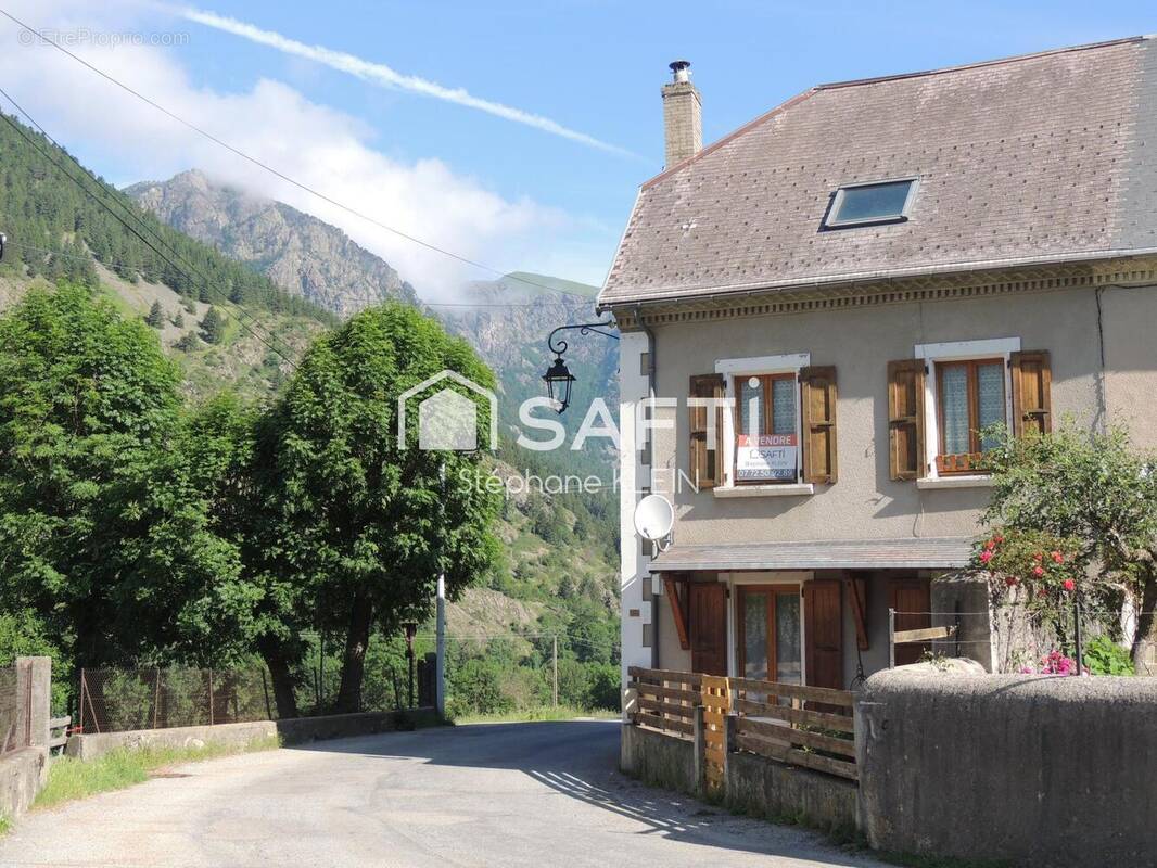 Photo 1 - Maison à LAVALDENS