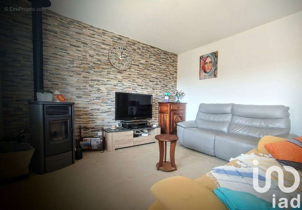 Maison 87 m² à Saint-Colomb-De-Lauzun  - photo 6