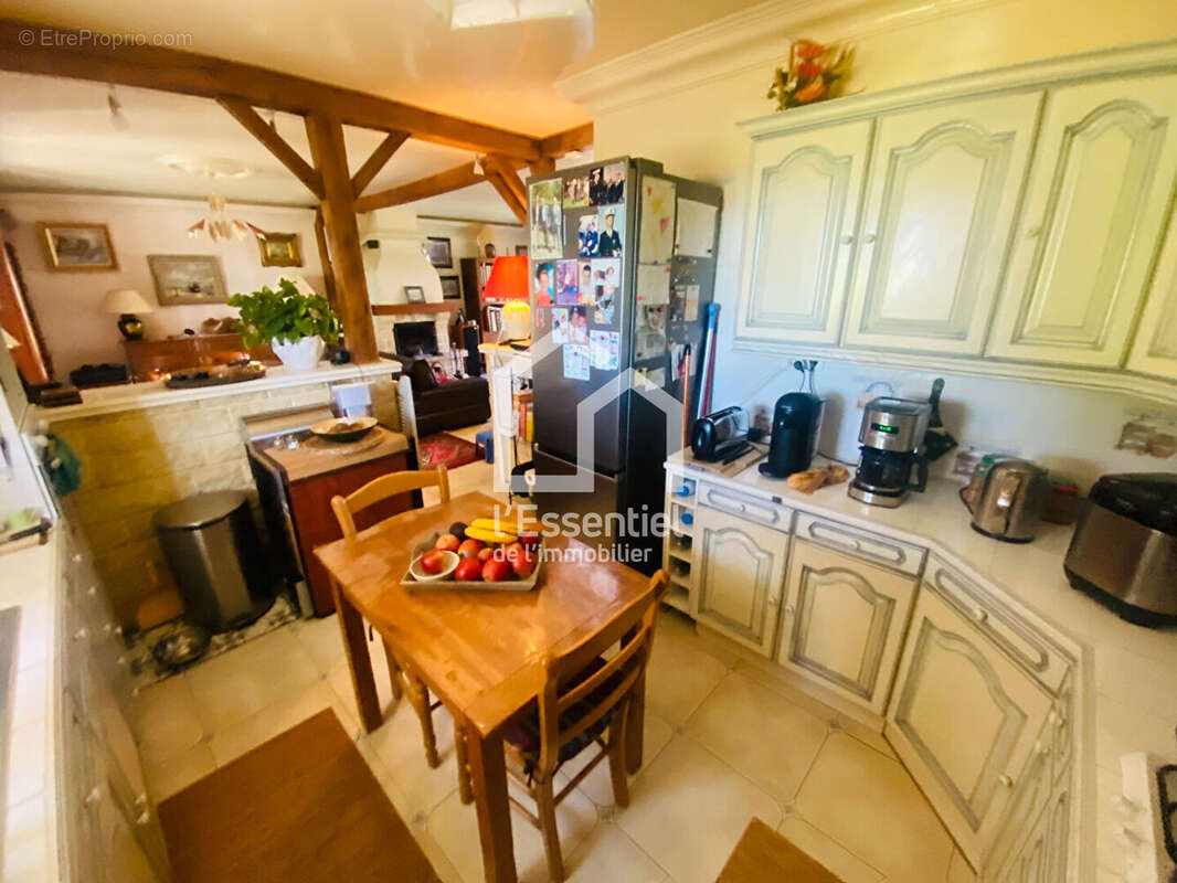 Maison à VAUX-SUR-SEINE