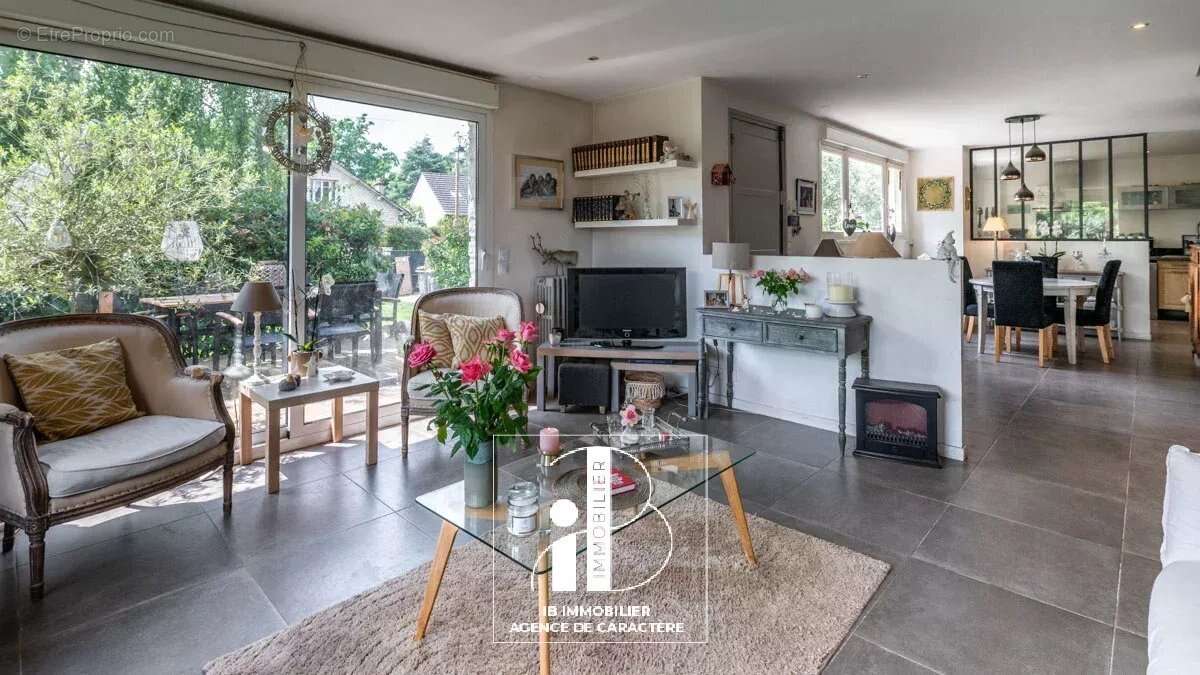 Maison à BOURRON-MARLOTTE