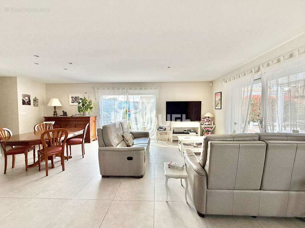 Maison à GUJAN-MESTRAS