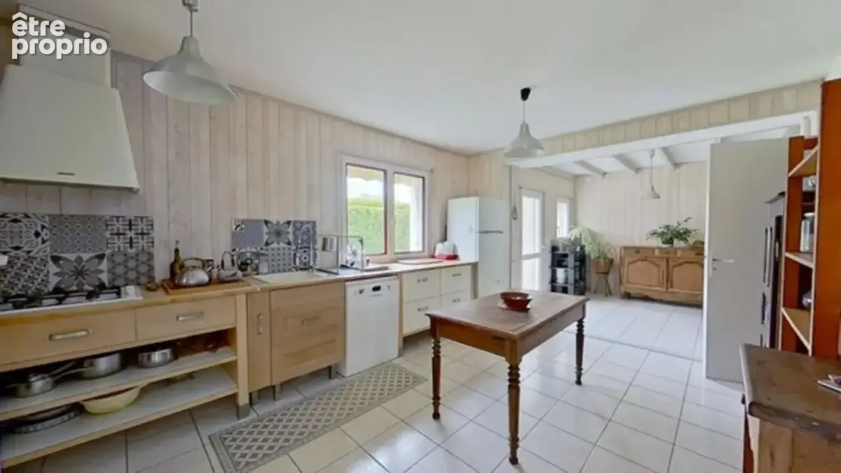 Maison 6 pièces 173 m² à vendre à Peillac (56220) - photo 2
