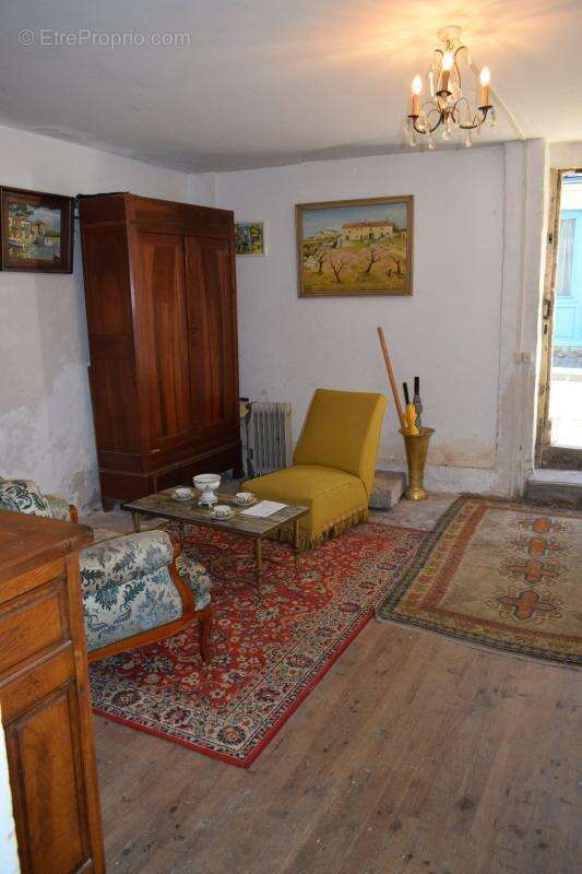 Maison 190 m² à Quillan  - photo 4