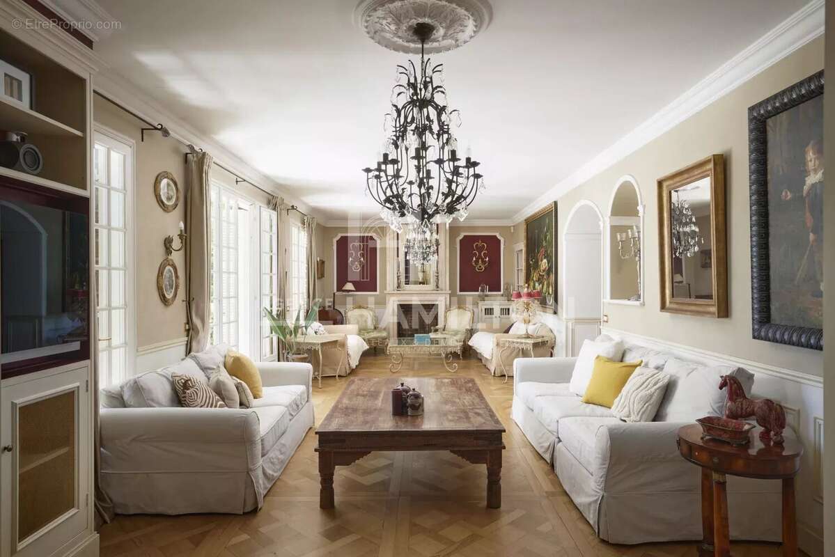 Maison à CAP-D'AIL