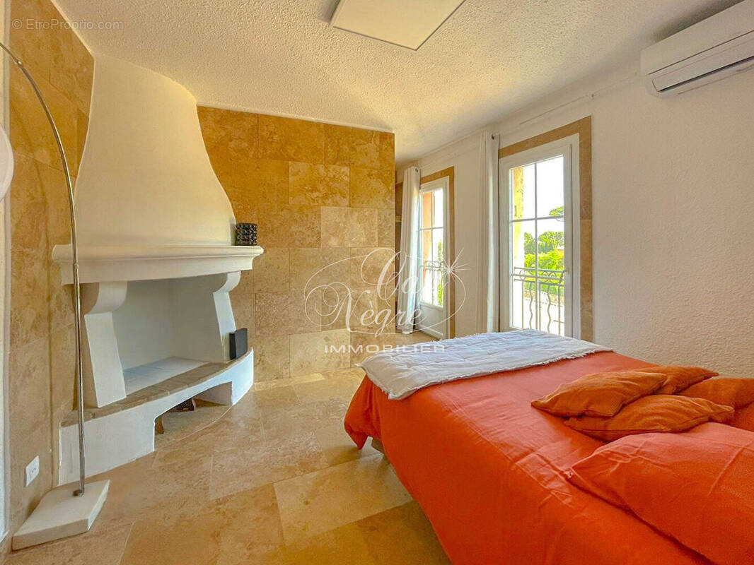 Appartement à SAINT-TROPEZ