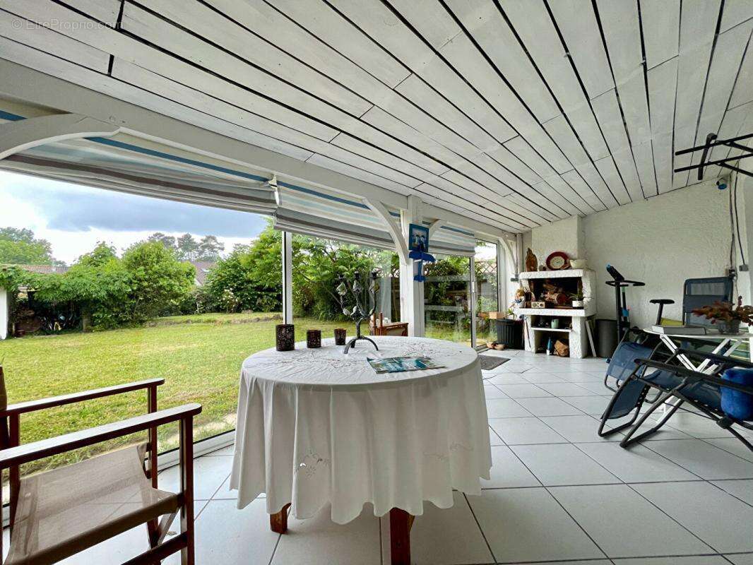 Maison Cestas Gazinet 6 pièce(s) 130 m2 + véranda - photo 13