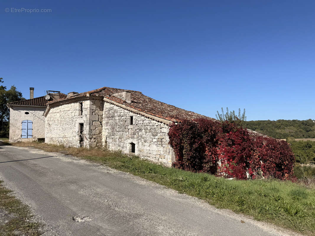 Maison à HAUTEFAGE-LA-TOUR