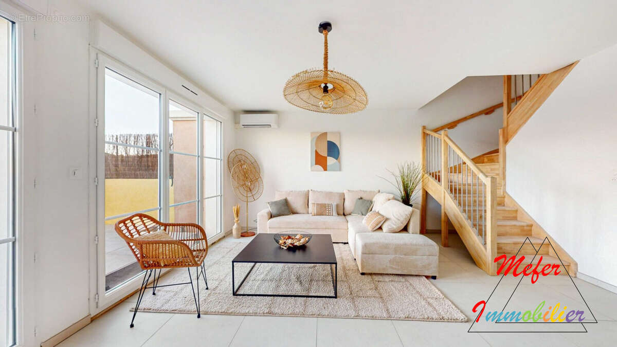 Maison à LA GARDE-FREINET