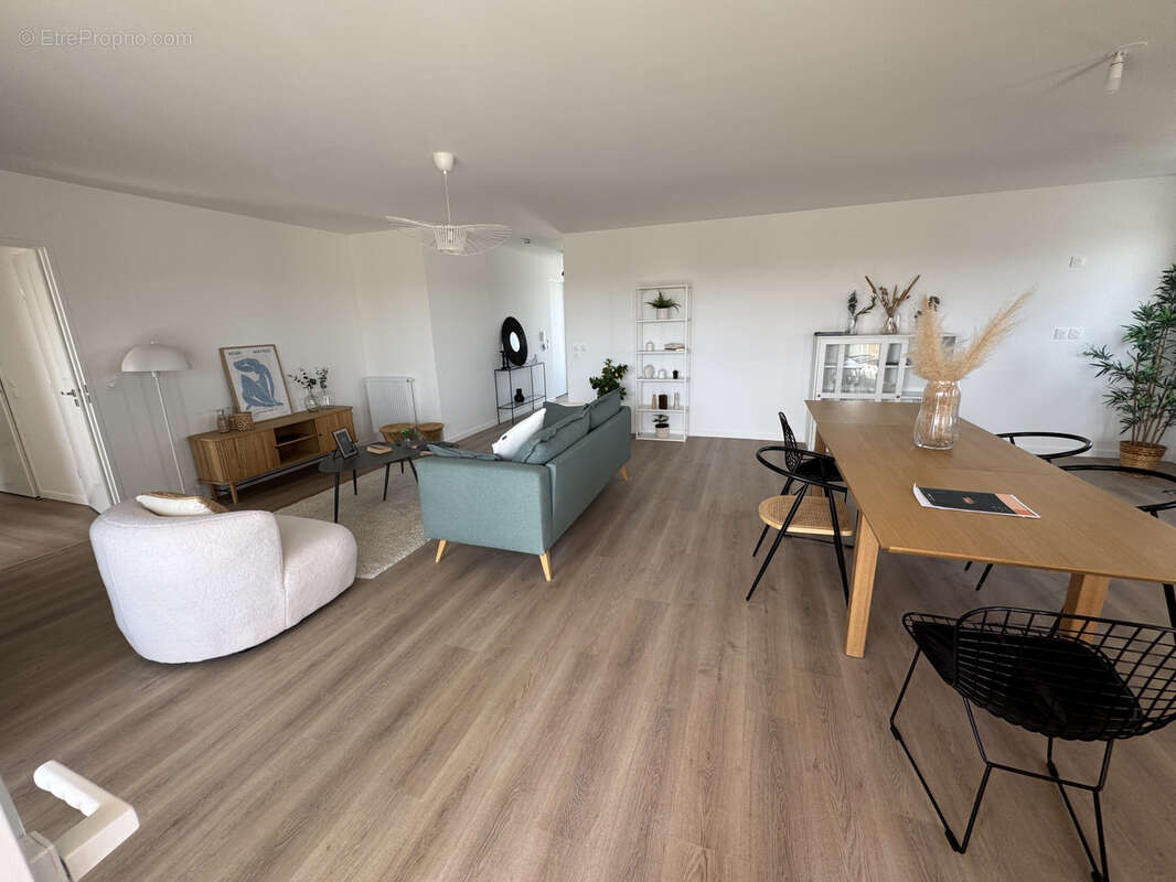 Appartement à BORDEAUX