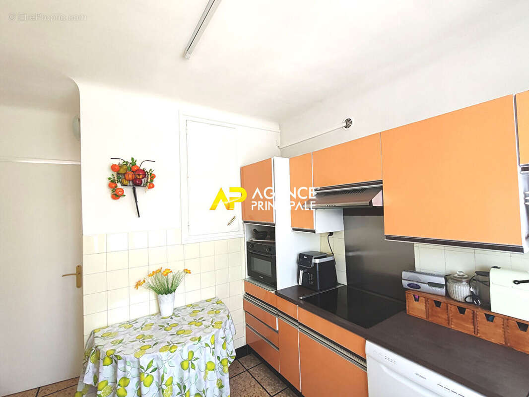 Secteur des Coteaux - Maison 5 pièces 110m² - photo 8