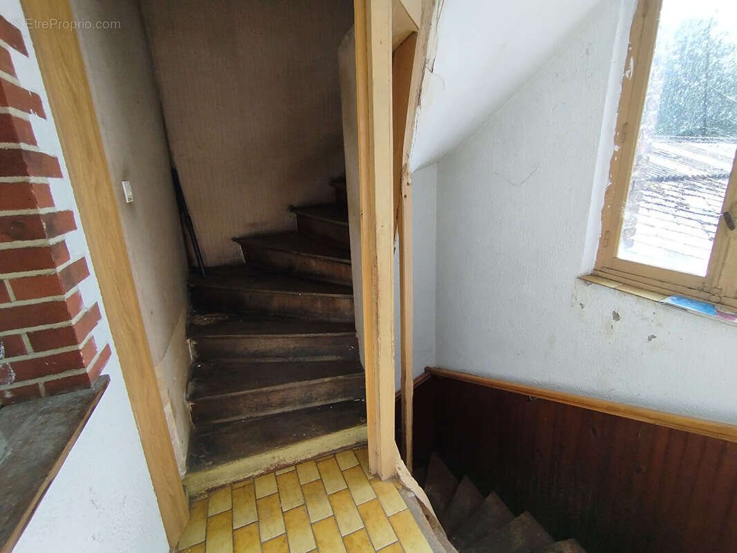 Appartement à GUISE