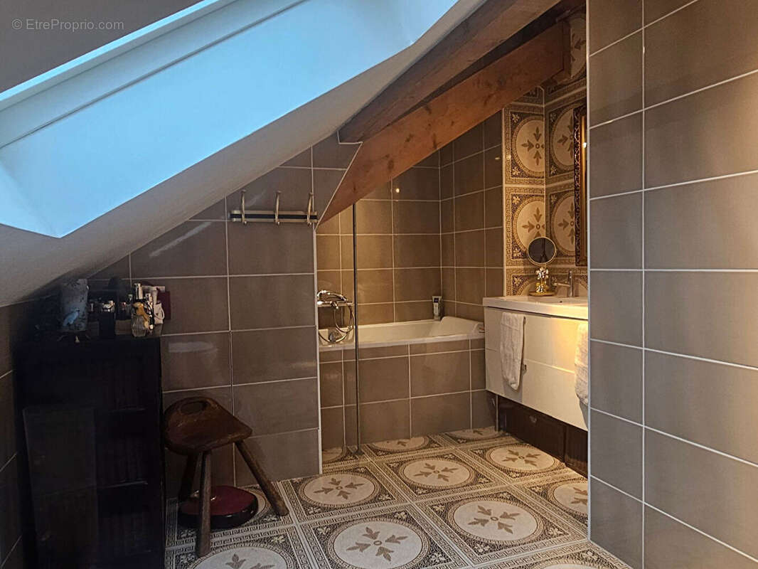 Maison à DOUVAINE