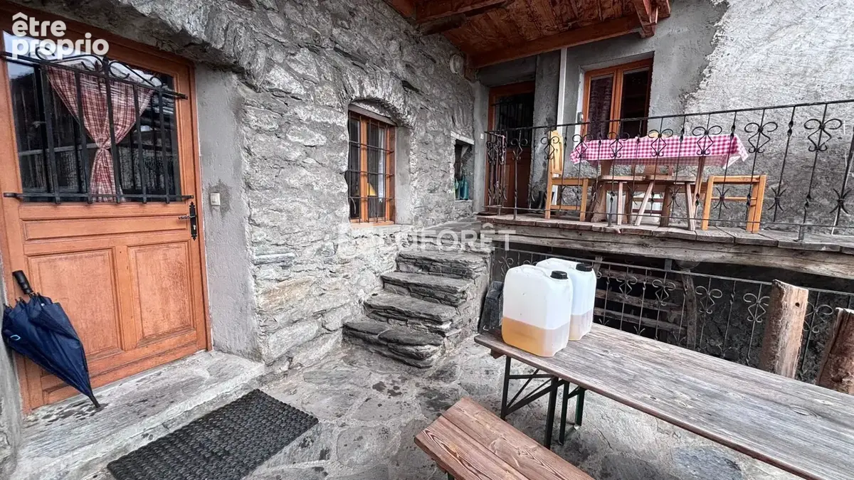 Appartement 3 pièces à vendre à Bourg Saint Maurice - Le Chatelard - photo 1