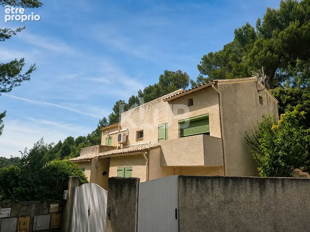Maison à ROUSSET