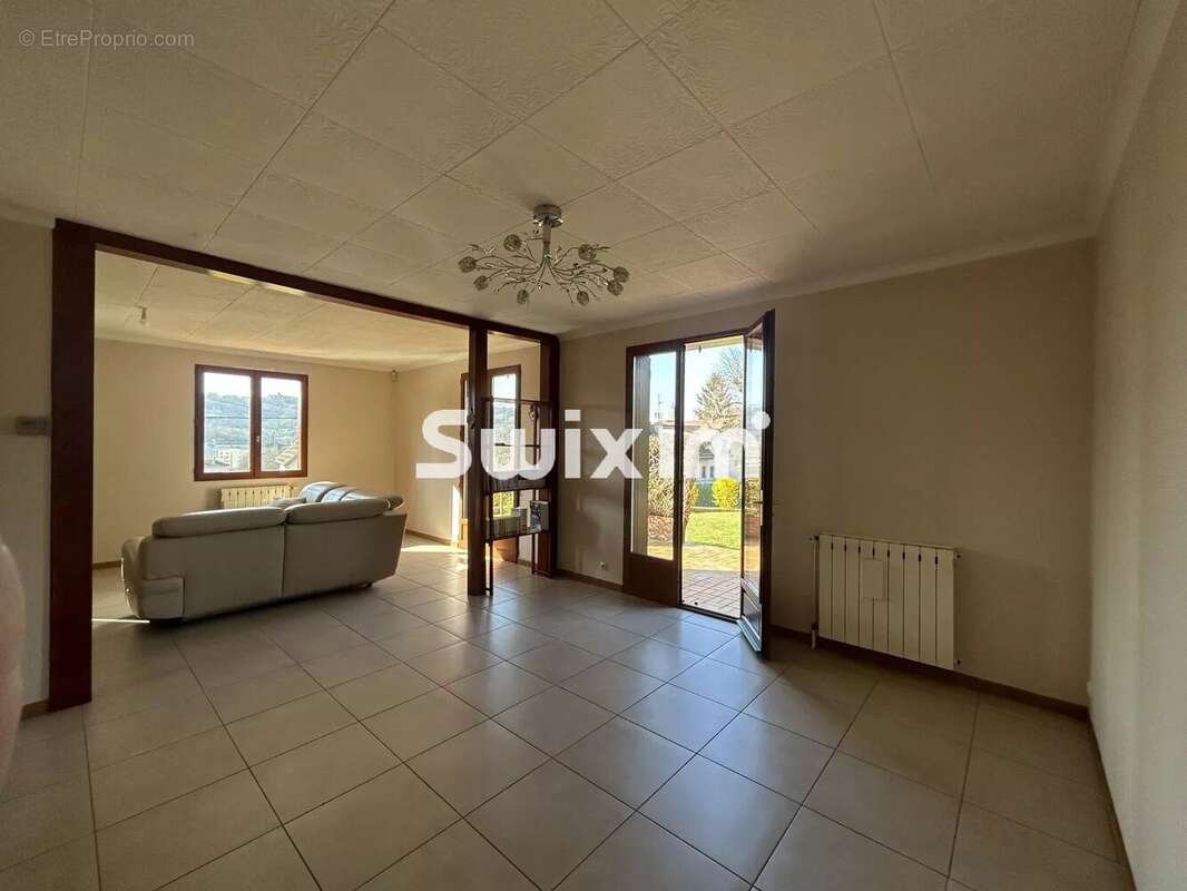 Maison à LONS-LE-SAUNIER