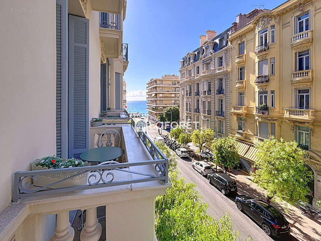Appartement à MENTON