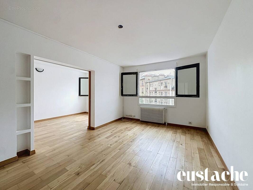 Appartement à PARIS-20E