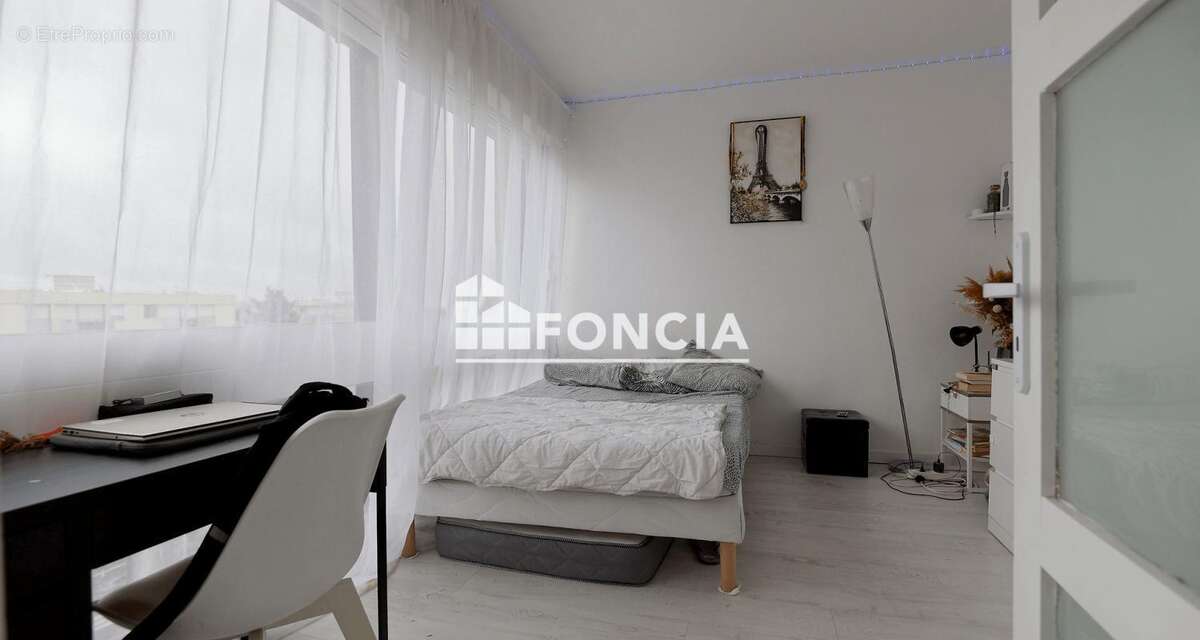 Appartement à RIS-ORANGIS